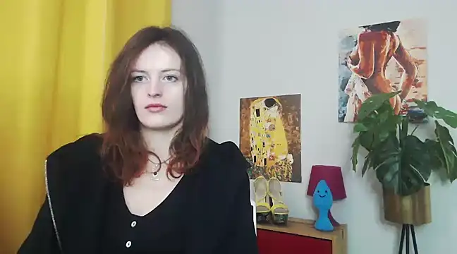 Snapshot of juicyNadine chatting on February 25, 6:25 am juicyNadine online show from February 25, 6:25 am