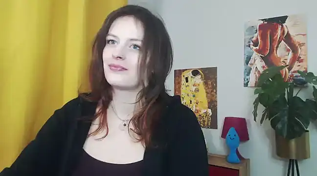 Snapshot of juicyNadine chatting on February 26, 6:26 am juicyNadine online show from February 26, 6:26 am