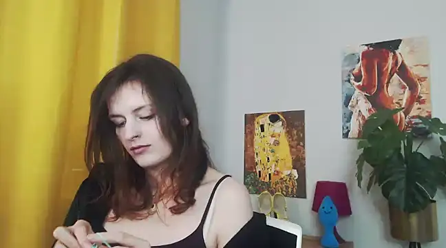 Snapshot of juicyNadine chatting on February 26, 9:32 am juicyNadine online show from February 26, 9:32 am