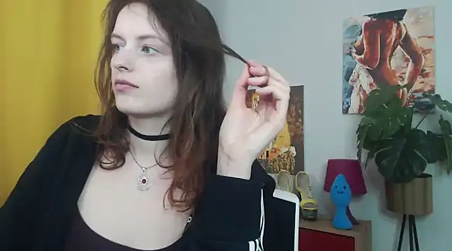 Snapshot of juicyNadine chatting on March 12, 9:23 am juicyNadine online show from March 12, 9:23 am