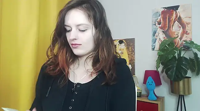 Snapshot of juicyNadine chatting on March 17, 6:18 am juicyNadine online show from March 17, 6:18 am