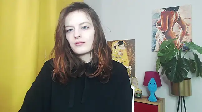 Snapshot of juicyNadine chatting on March 18, 6:14 am juicyNadine online show from March 18, 6:14 am