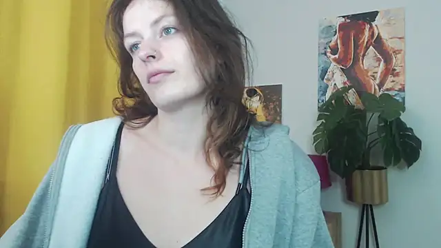 Snapshot of juicyNadine chatting on September 9, 4:45 am juicyNadine online show from September 9, 4:45 am