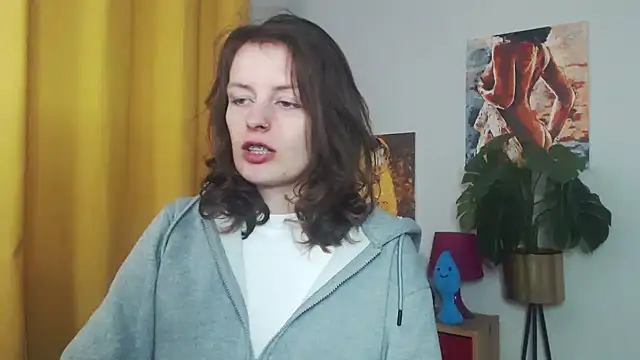 Snapshot of juicyNadine chatting on October 1, 4:51 am juicyNadine online show from October 1, 4:51 am