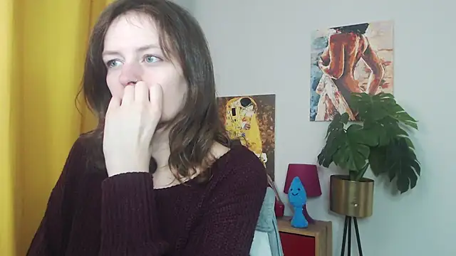 Snapshot of juicyNadine chatting on November 12, 5:52 am juicyNadine online show from November 12, 5:52 am