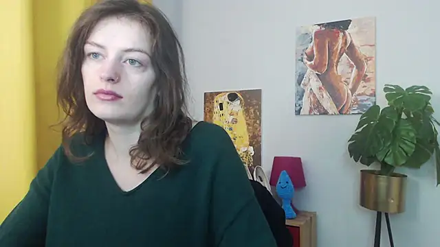 Snapshot of juicyNadine chatting on December 3, 5:48 am juicyNadine online show from December 3, 5:48 am