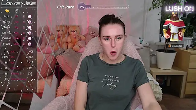 Bella  Swoon online show from September 27, 2:55 pm