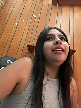 Snapshot of SaritaHot_69 chatting on March 4, 2:53 pm SaritaHot 69 online show from March 4, 2:53 pm