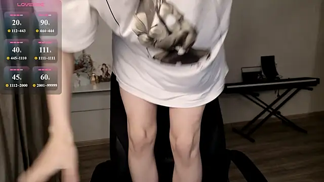 Snapshot of CuteYukiKun chatting on July 14, 12:00 pm CuteYukiKun online show from July 14, 12:00 pm