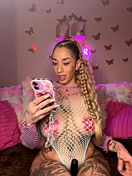 Chachou000 online show from September 20, 8:10 pm