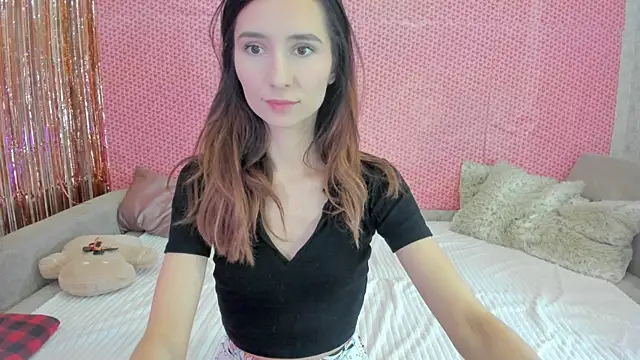 crystalnut online show from February 9, 3:53 am