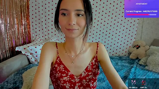 crystalnut online show from February 21, 5:46 am