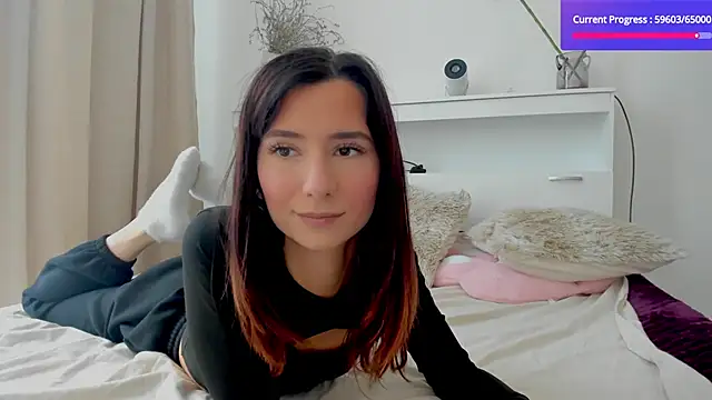 crystalnut online show from October 5, 2:10 am