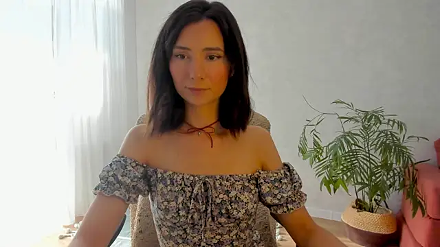 crystalnut online show from July 30, 2:32 am