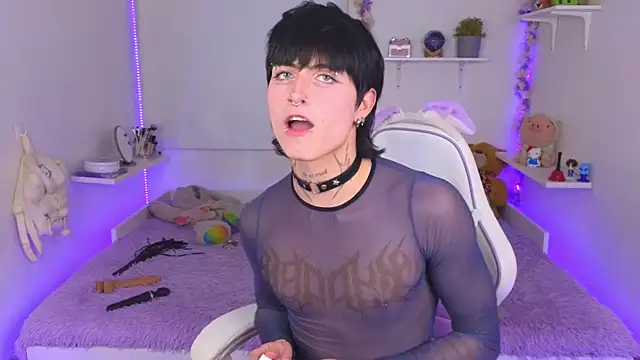 Baby Xian online show from October 31, 8:37 am