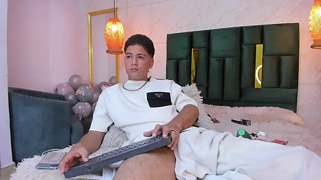 Levy Steve online show from October 16, 6:47 am