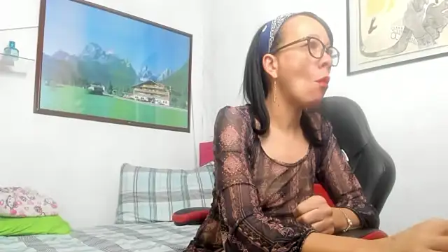 daniela xue online show from July 24, 7:01 pm
