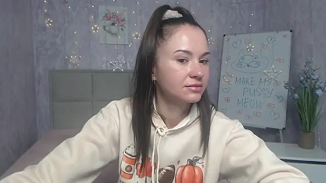 KaraCriegs online show from September 27, 5:29 pm