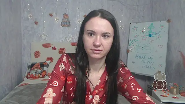 KaraCriegs online show from December 1, 7:30 pm