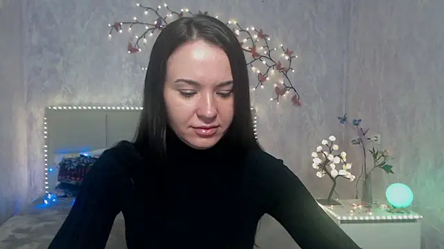 KaraCriegs online show from March 26, 6:24 pm
