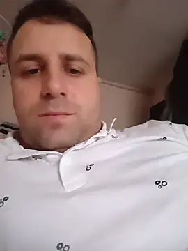 LucianM6 online show from November 20, 7:19 am