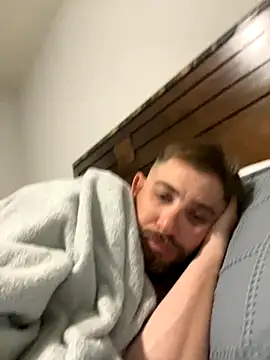 caliguy37 online show from October 29, 3:20 am