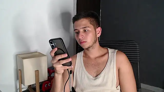 Snapshot of harold_18_ chatting on March 9, 5:06 pm harold 18 online show from March 9, 5:06 pm