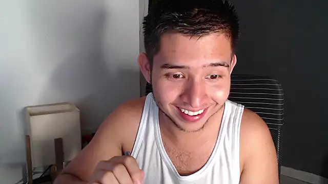 Snapshot of harold_18_ chatting on March 12, 6:25 pm harold 18 online show from March 12, 6:25 pm