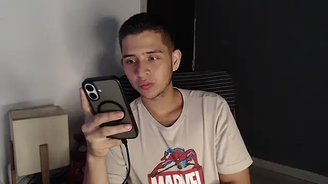 Snapshot of harold_18_ chatting on March 19, 6:45 pm harold 18 online show from March 19, 6:45 pm