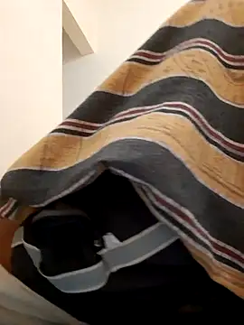 Desiboy967 online show from November 27, 6:37 am