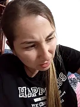 Snapshot of Iris_love18 chatting on October 23, 1:16 am Iris love18 online show from October 23, 1:16 am