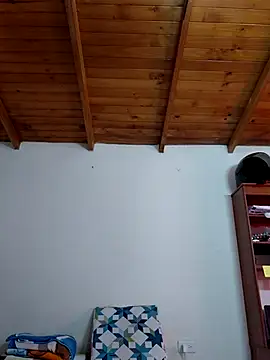 Snapshot of Iris_love18 chatting on March 3, 4:13 pm Iris love18 online show from March 3, 4:13 pm