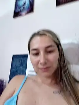 Snapshot of Iris_love18 chatting on March 12, 12:55 pm Iris love18 online show from March 12, 12:55 pm