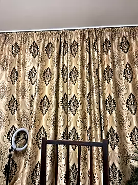 NadiraNoor online show from October 6, 1:52 pm