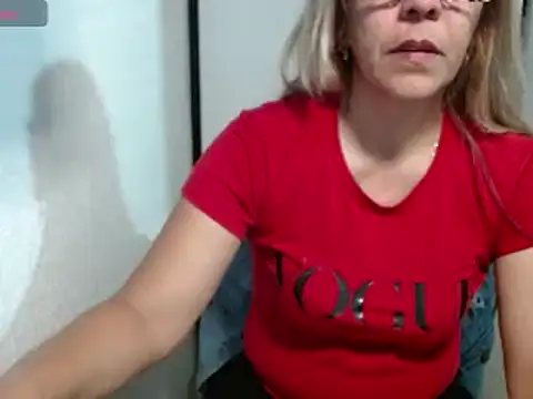 horny paty online show from January 1, 2:09 pm