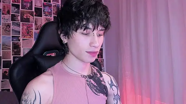 liamelf online show from January 20, 5:26 am