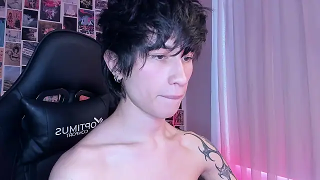 liamelf online show from January 26, 1:36 pm