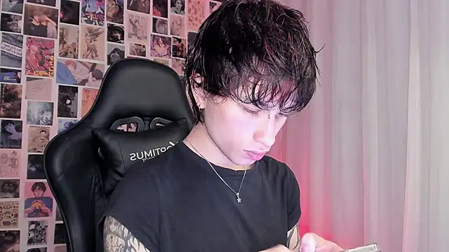 liamelf online show from November 16, 3:34 am