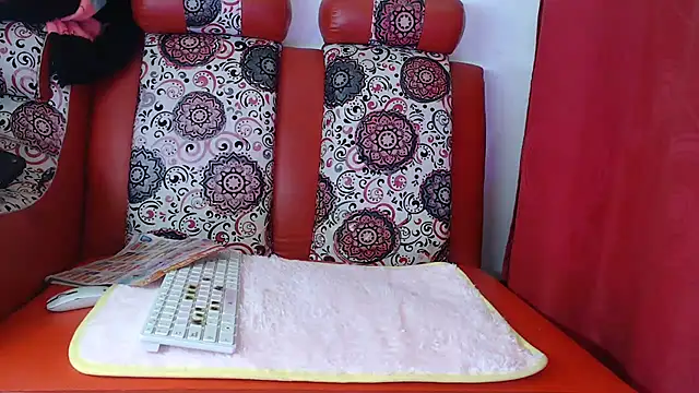 Chanel 87xxx online show from March 13, 2:55 pm