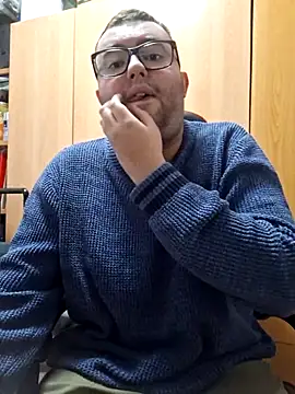 Javier bear online show from March 4, 1:49 pm