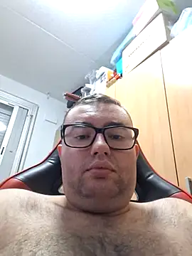 Javier bear online show from October 5, 8:40 pm