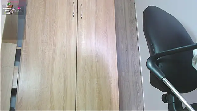 Snapshot of leonal_oconer chatting on July 28, 6:31 pm leonal oconer online show from July 28, 6:31 pm