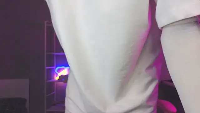 mollymila online show from January 8, 8:50 pm