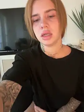 EmiliaCatalina online show from September 14, 7:24 pm