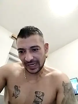 Snapshot of Zoltanioan26 chatting on October 21, 9:59 pm Zoltanioan26 online show from October 21, 9:59 pm