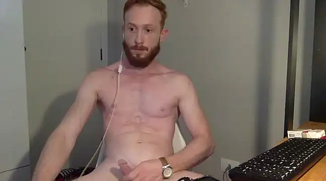 Snapshot of Smoker_Ginger chatting on December 24, 2:22 pm Smoker Ginger online show from December 24, 2:22 pm
