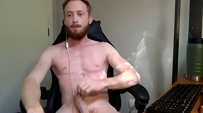 Snapshot of Smoker_Ginger chatting on January 29, 6:18 pm Smoker Ginger online show from January 29, 6:18 pm