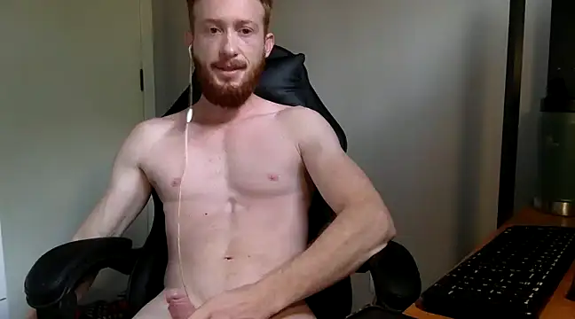 Snapshot of Smoker_Ginger chatting on January 30, 12:16 pm Smoker Ginger online show from January 30, 12:16 pm