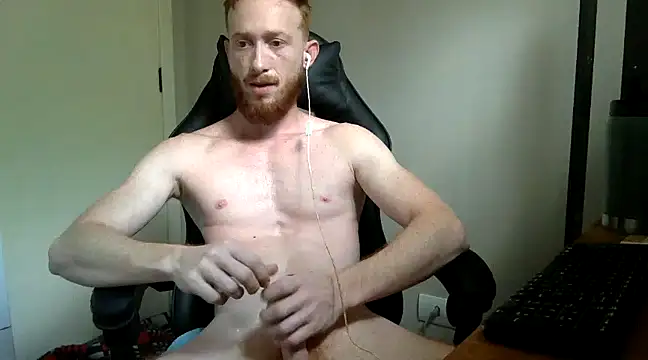 Snapshot of Smoker_Ginger chatting on January 31, 3:33 pm Smoker Ginger online show from January 31, 3:33 pm