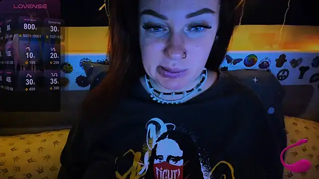 EllieOz online show from February 26, 3:52 pm